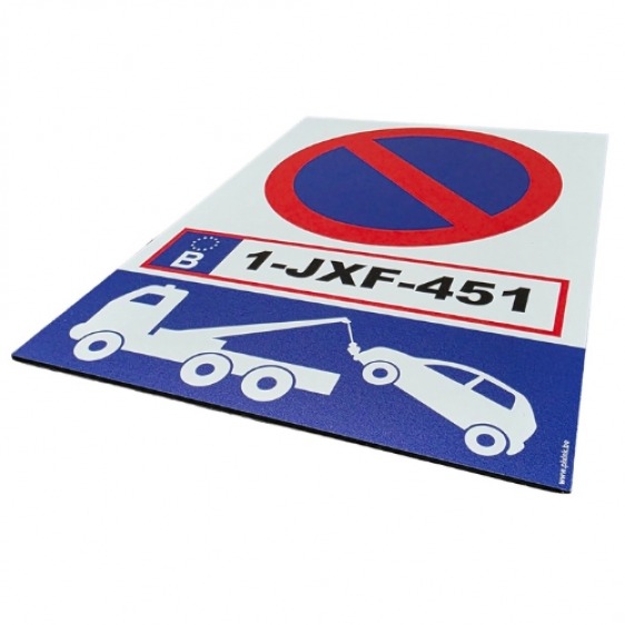 Interdiction de stationner avec plaque d'immatriculation